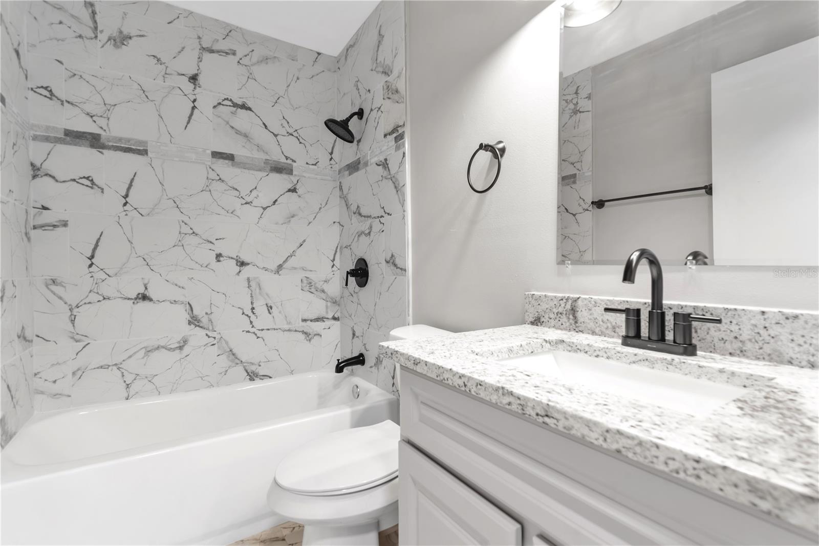 2220 GRENADIER DR #2220, SUN CITY CENTER, FL, 33573