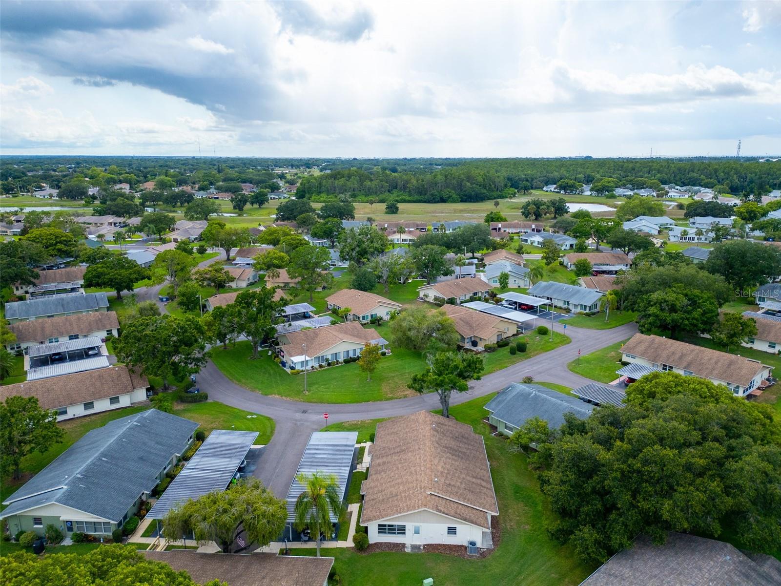 2220 GRENADIER DR #2220, SUN CITY CENTER, FL, 33573