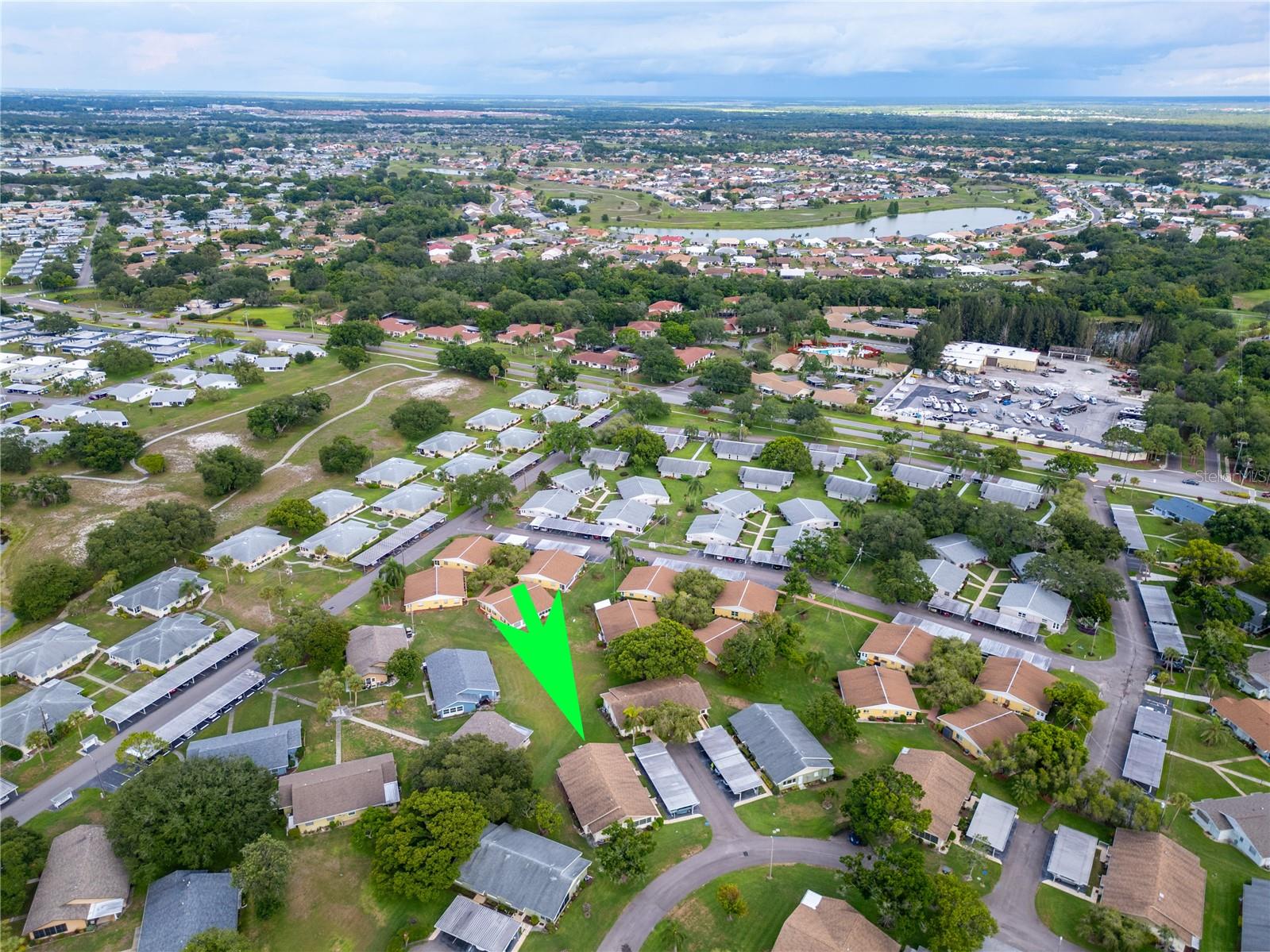 2220 GRENADIER DR #2220, SUN CITY CENTER, FL, 33573