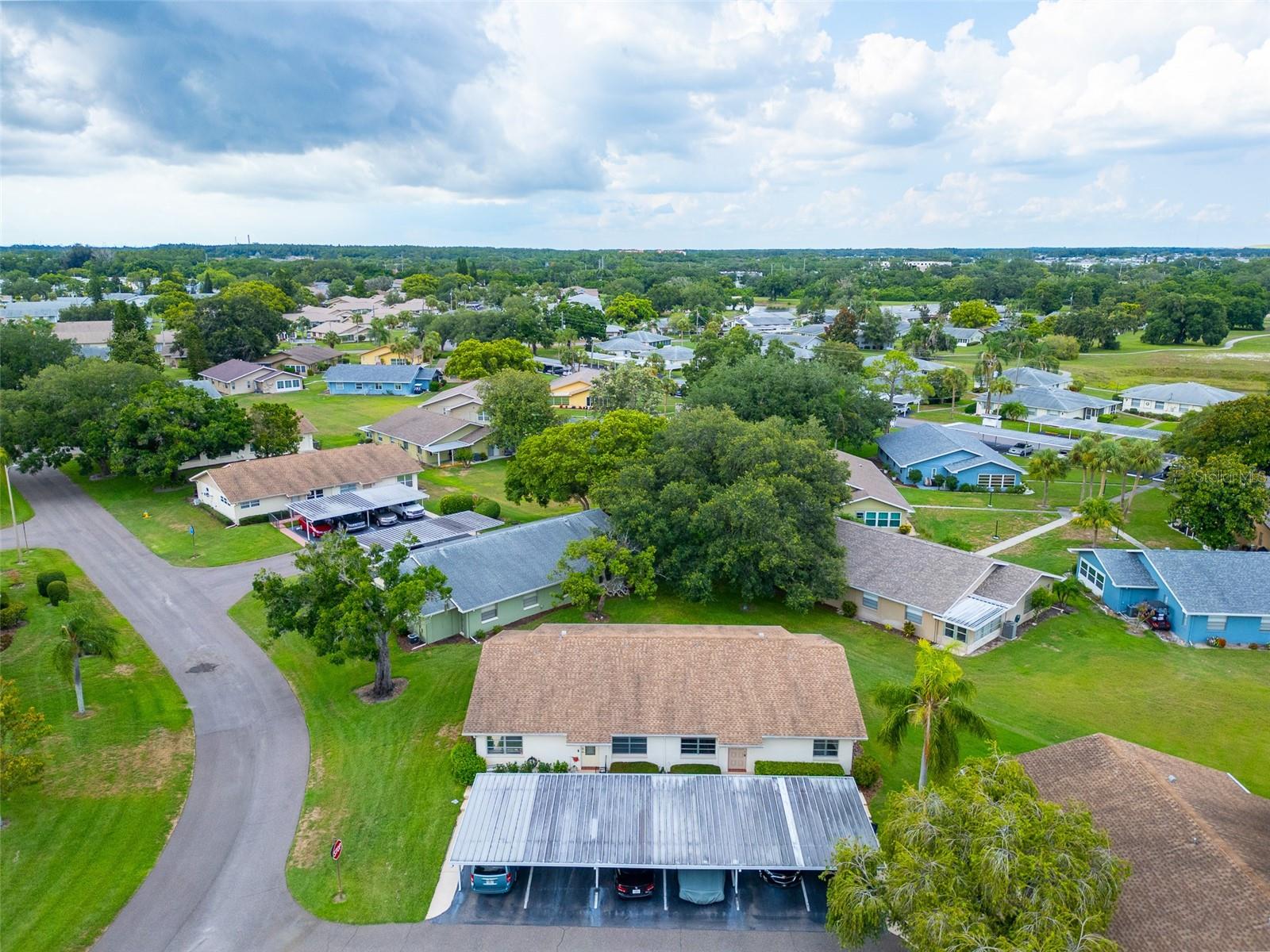 2220 GRENADIER DR #2220, SUN CITY CENTER, FL, 33573