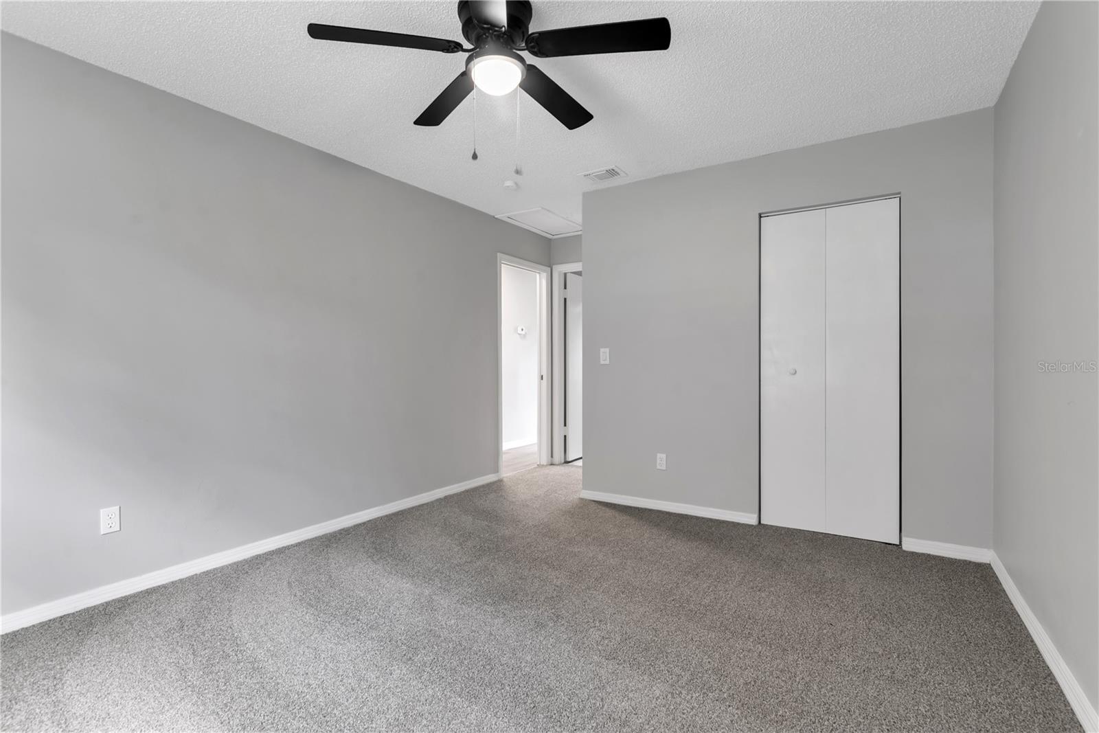 2220 GRENADIER DR #2220, SUN CITY CENTER, FL, 33573