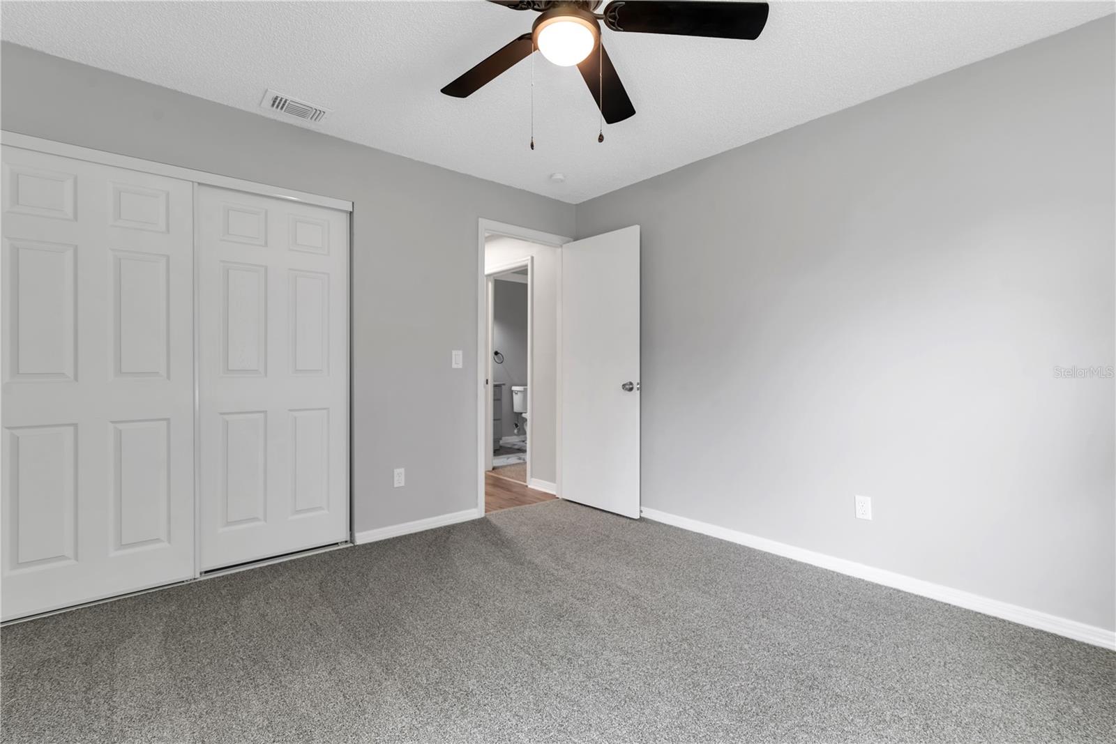 2220 GRENADIER DR #2220, SUN CITY CENTER, FL, 33573