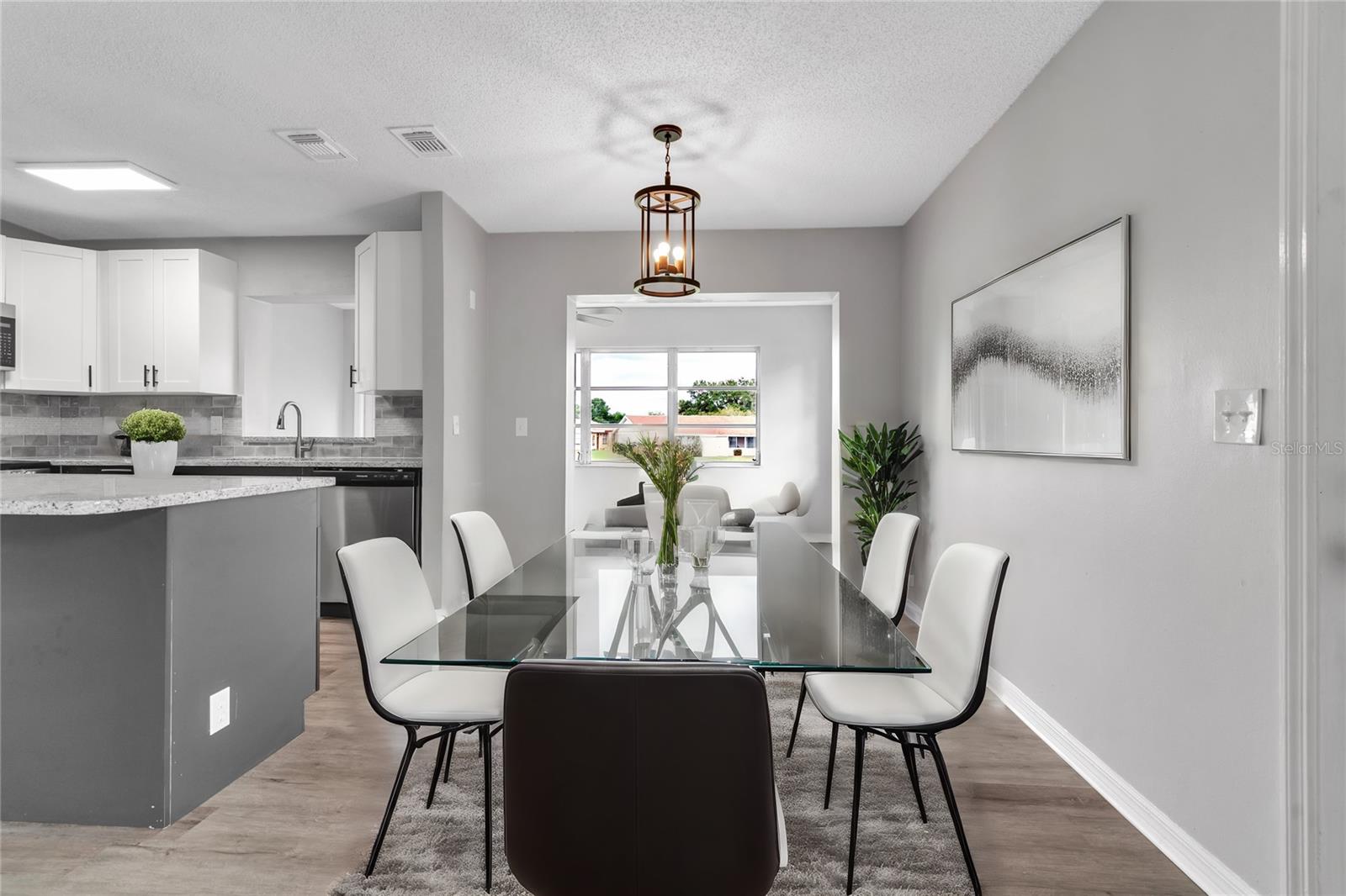 2220 GRENADIER DR #2220, SUN CITY CENTER, FL, 33573