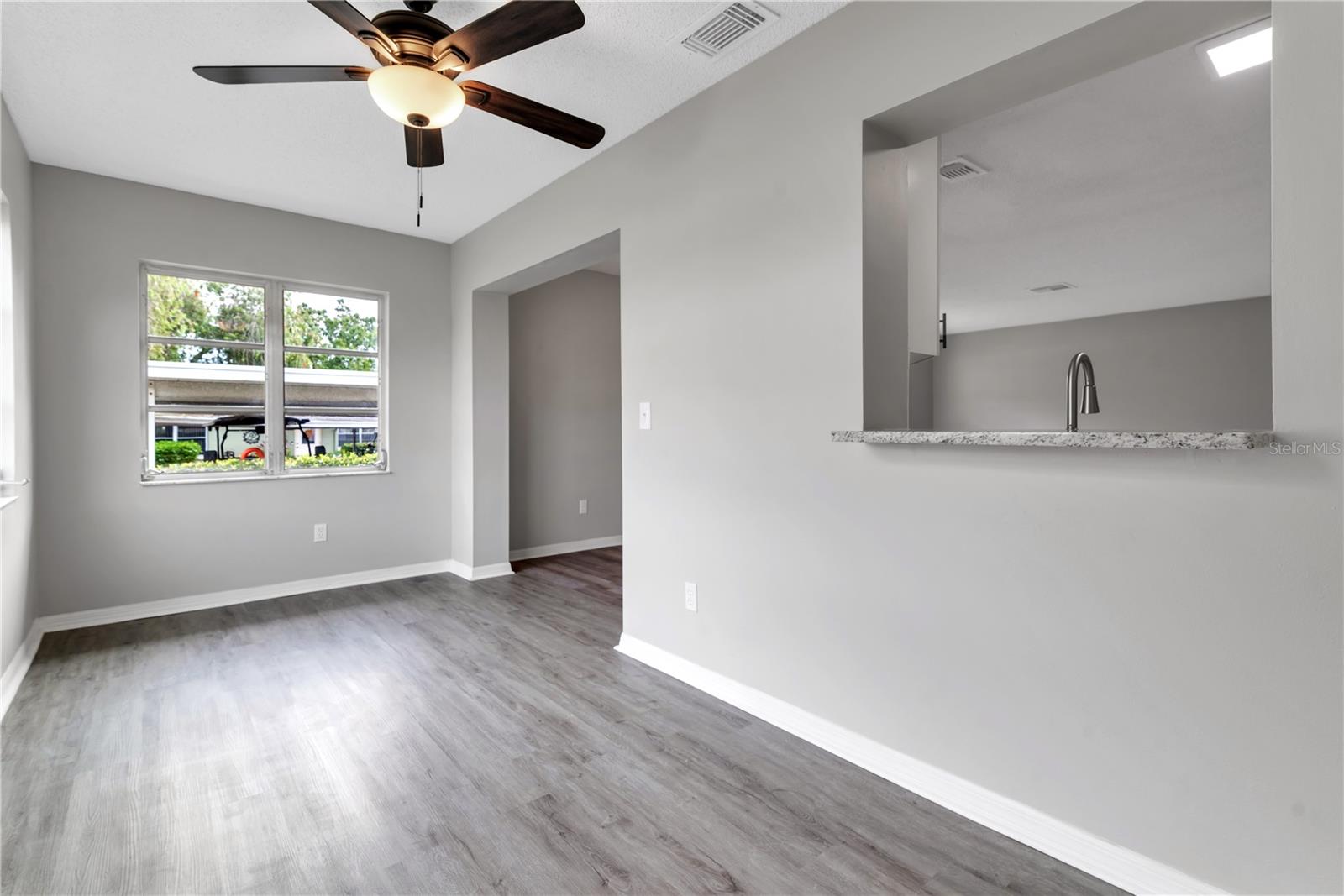 2220 GRENADIER DR #2220, SUN CITY CENTER, FL, 33573