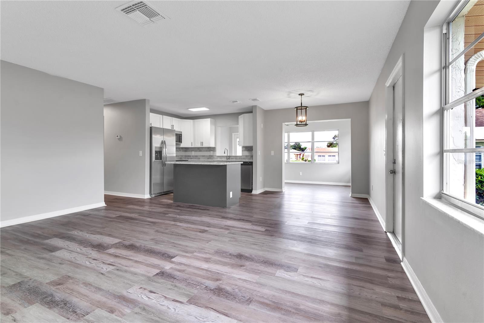 2220 GRENADIER DR #2220, SUN CITY CENTER, FL, 33573