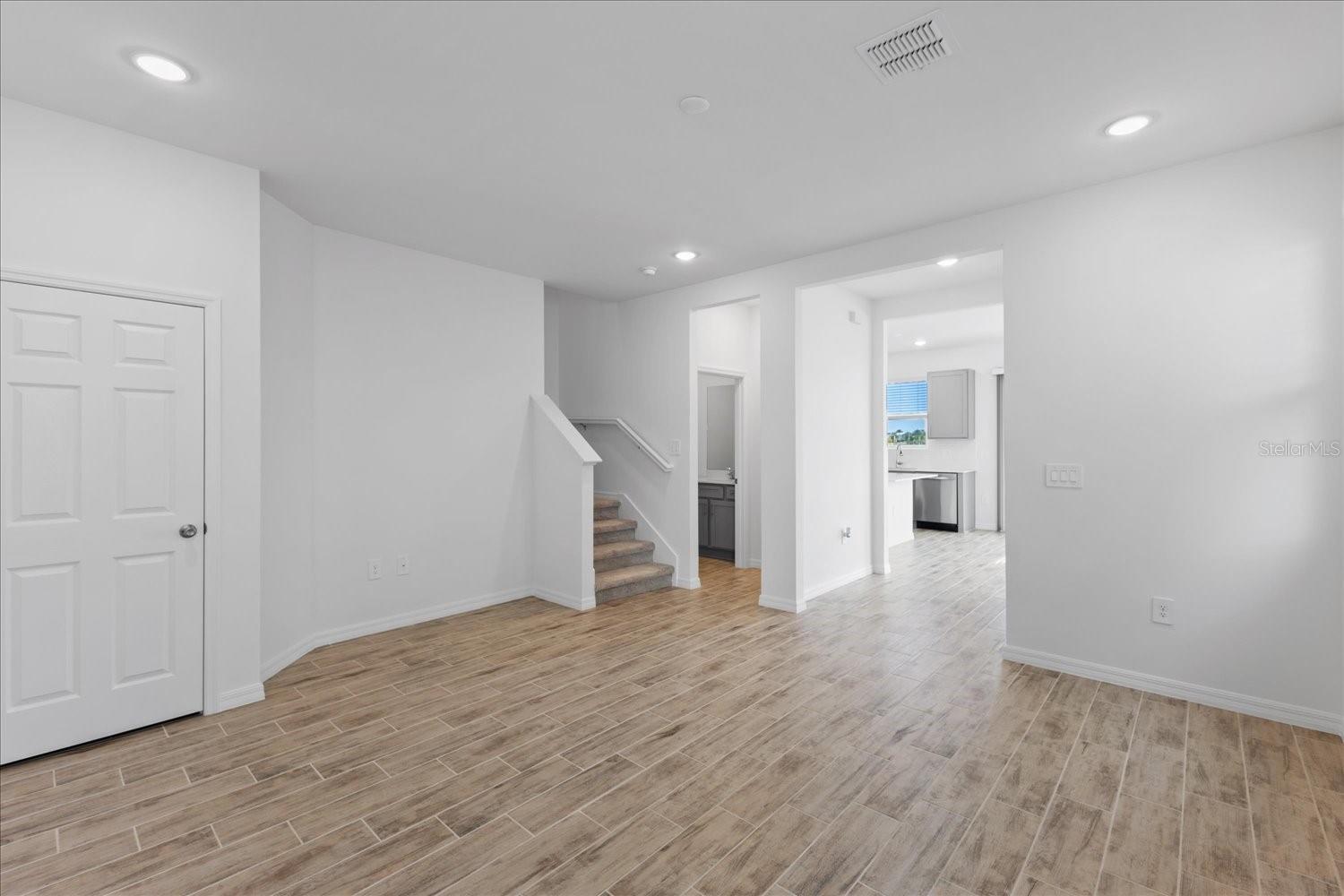 17355 PEREGRINE WAY, PUNTA GORDA, FL, 33982