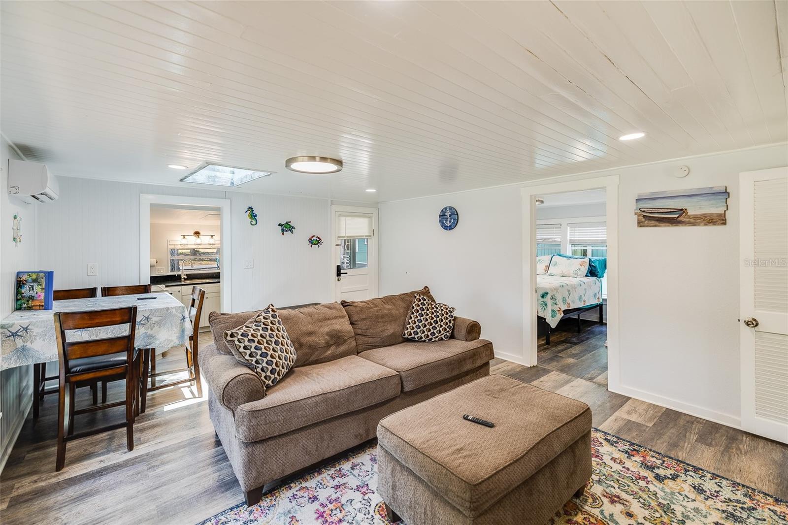 8278 ACACIA AVE, WEEKI WACHEE, FL, 34607