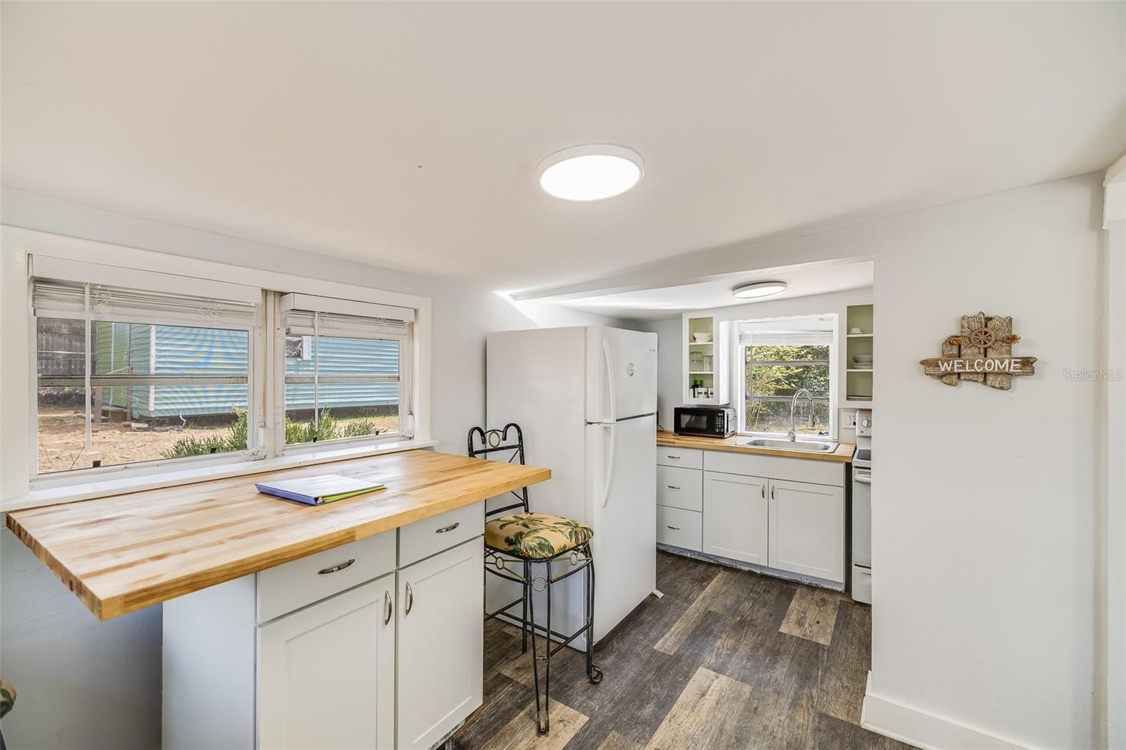 8278 ACACIA AVE, WEEKI WACHEE, FL, 34607