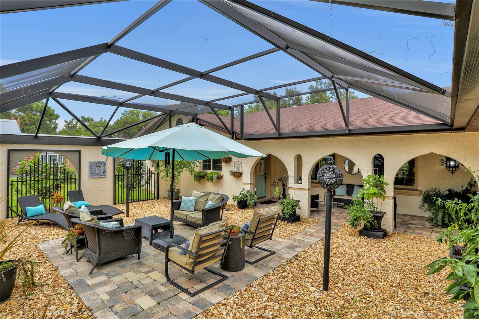 32720 LAKESHORE DR, TAVARES, FL, 32778