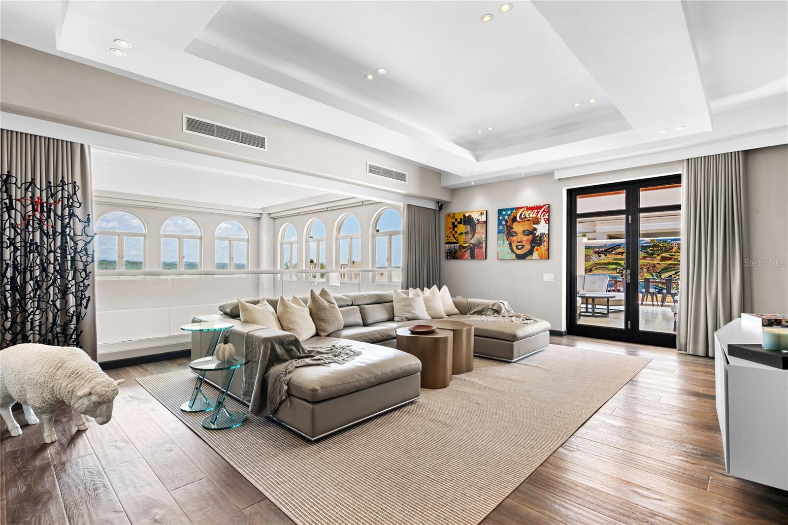 PR9106892 Property Photo