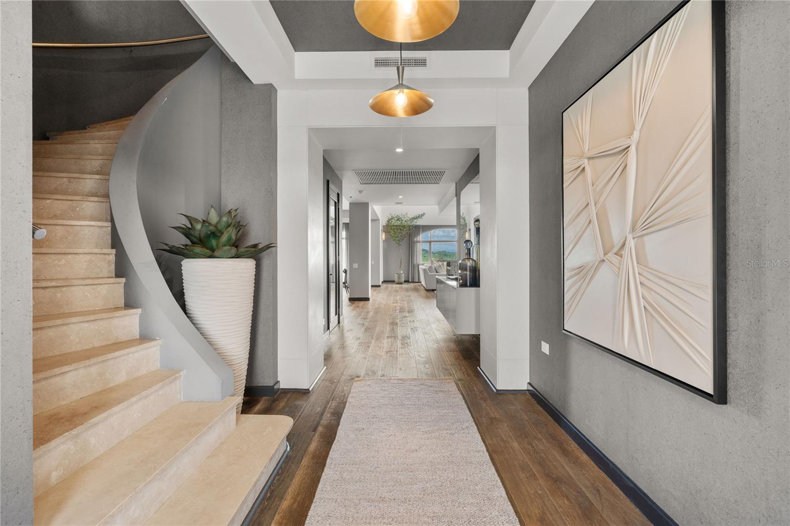 PR9106892 Property Photo