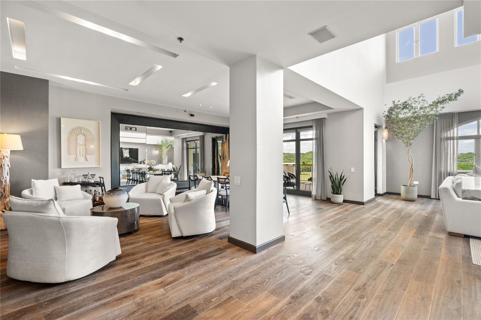 PR9106892 Property Photo