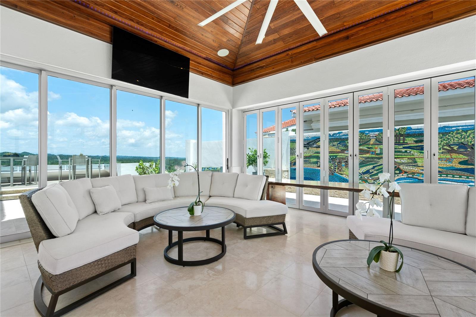 PR9106892 Property Photo