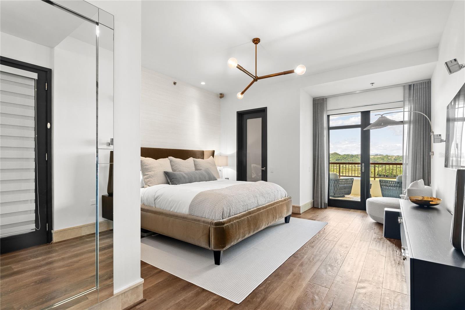 PR9106892 Property Photo