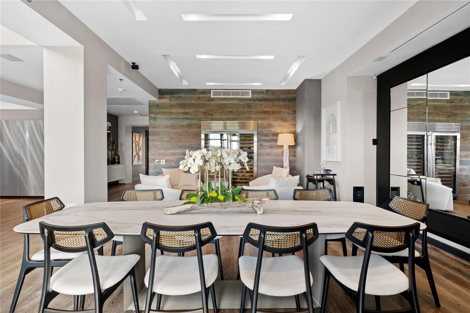 PR9106892 Property Photo