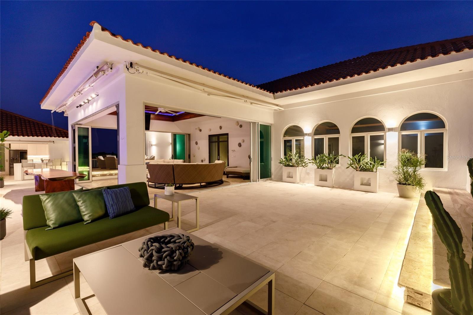 PR9106892 Property Photo