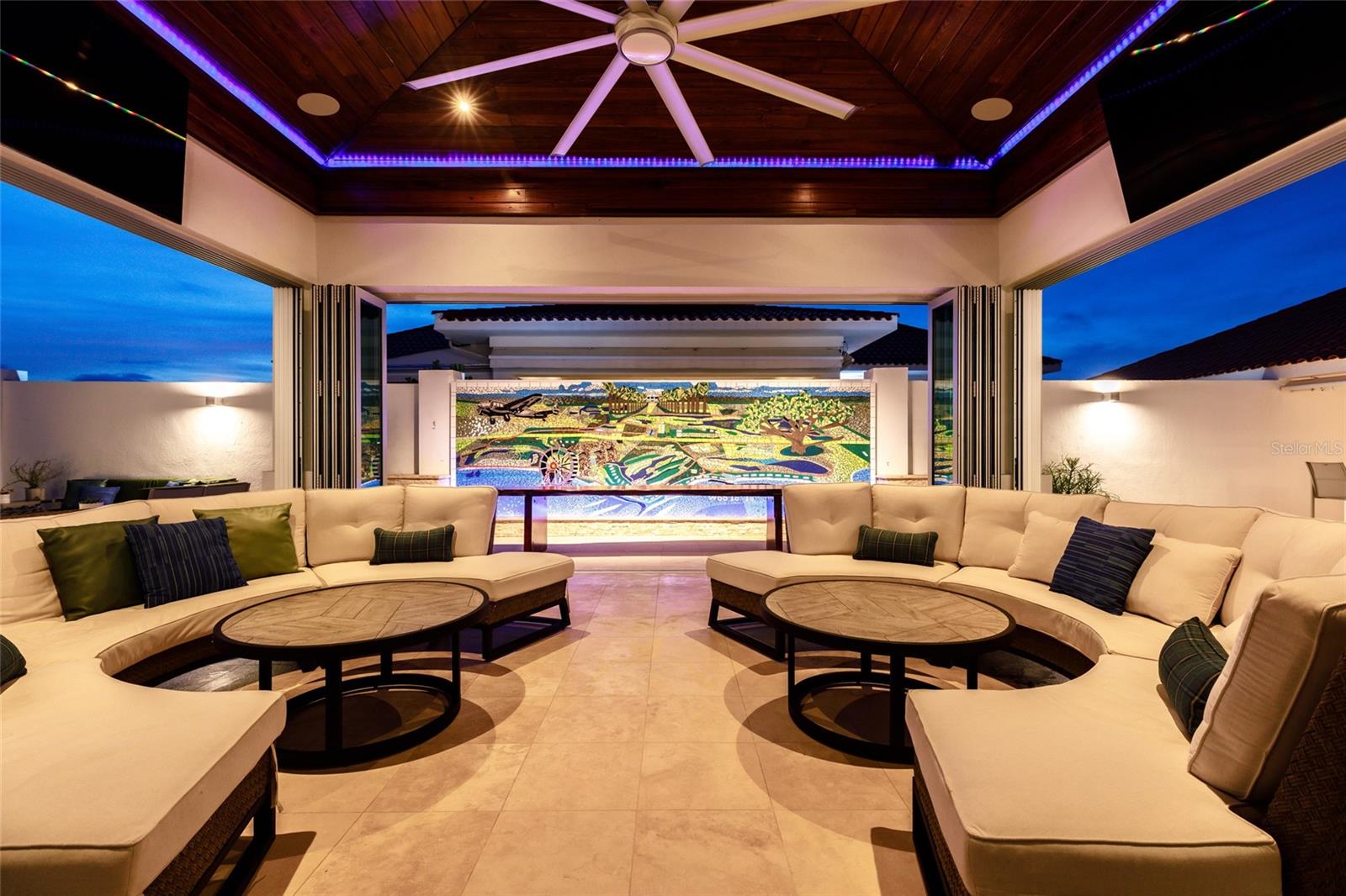 PR9106892 Property Photo