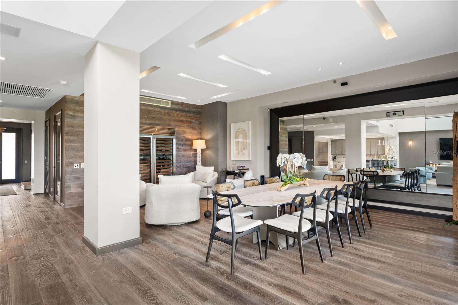 PR9106892 Property Photo