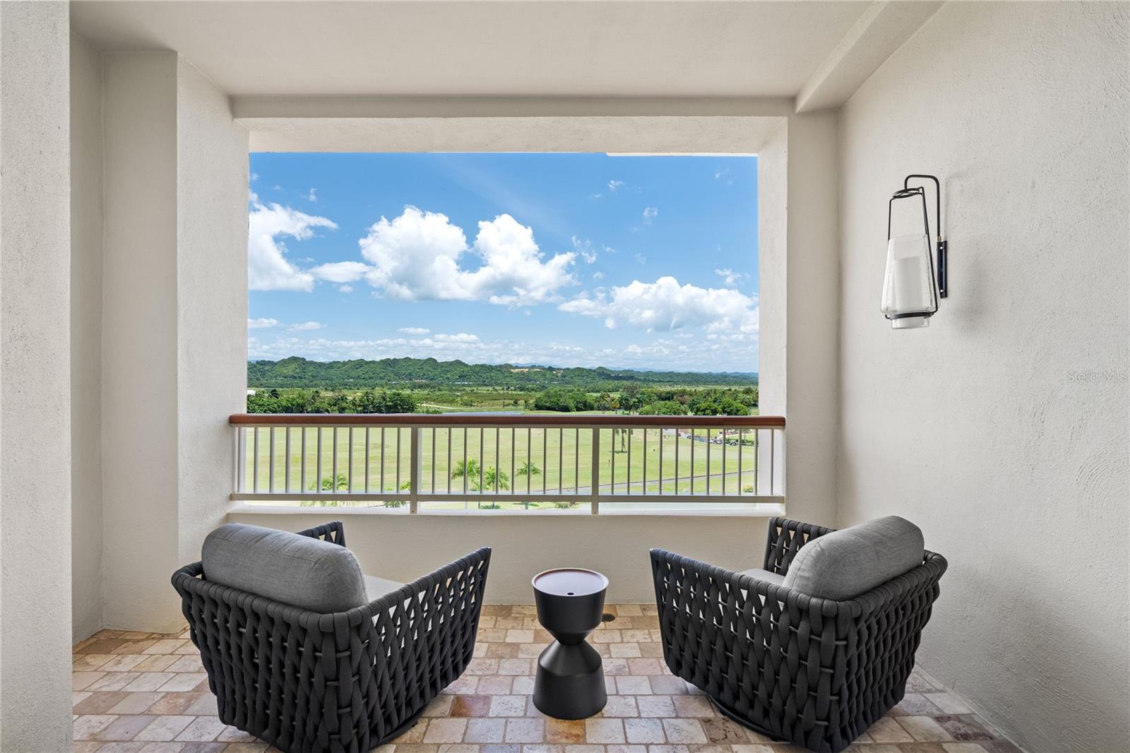 PR9106892 Property Photo