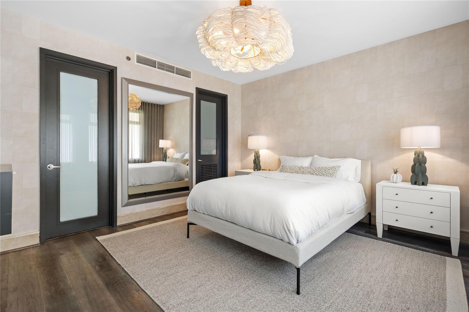 PR9106892 Property Photo