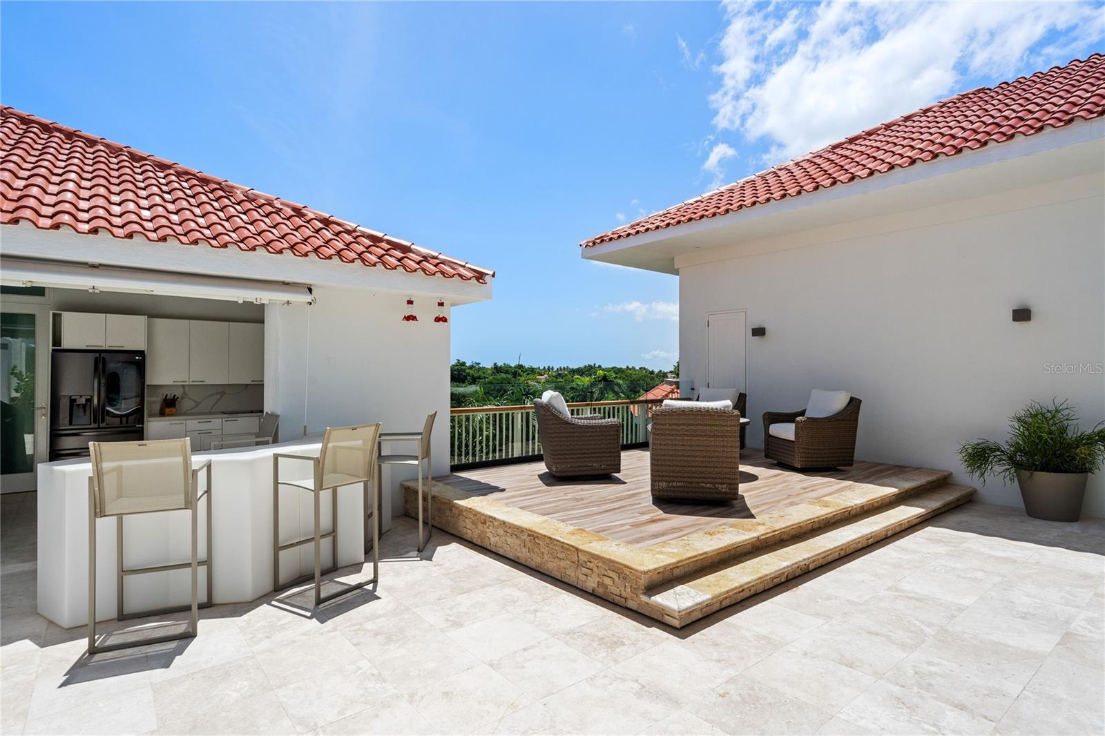 PR9106892 Property Photo