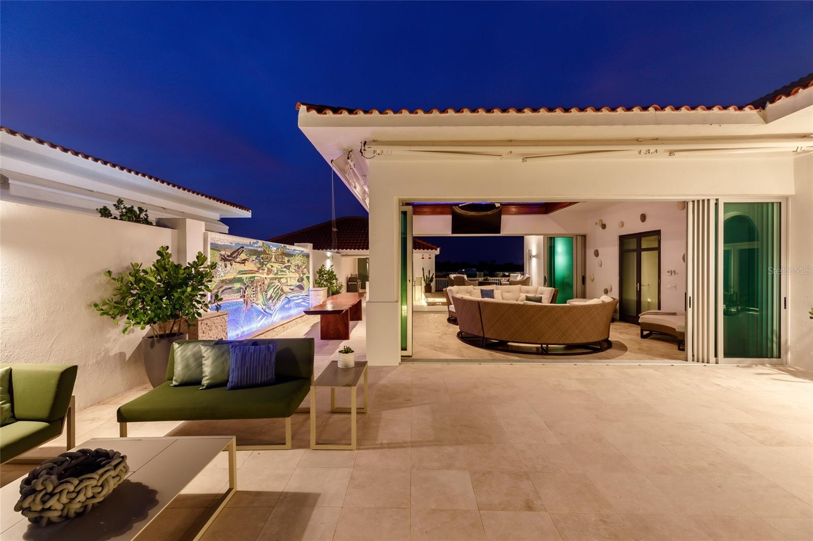 PR9106892 Property Photo