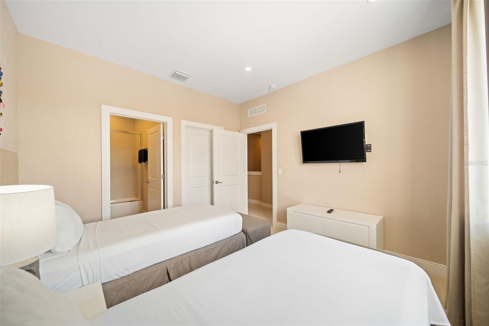 7620 RECIFE DR, KISSIMMEE, FL, 34747