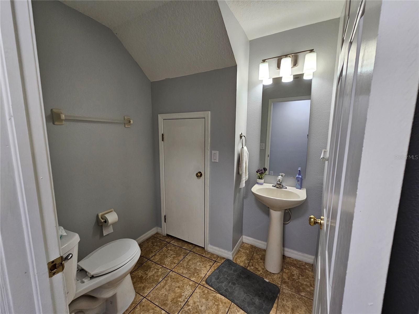 5434 RIVER ROCK RD, LAKELAND, FL, 33809
