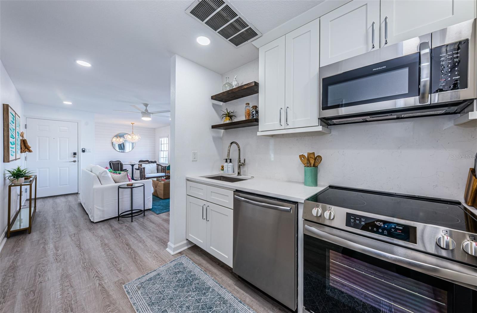 4834 BEACH DR SE #F, ST PETERSBURG, FL, 33705