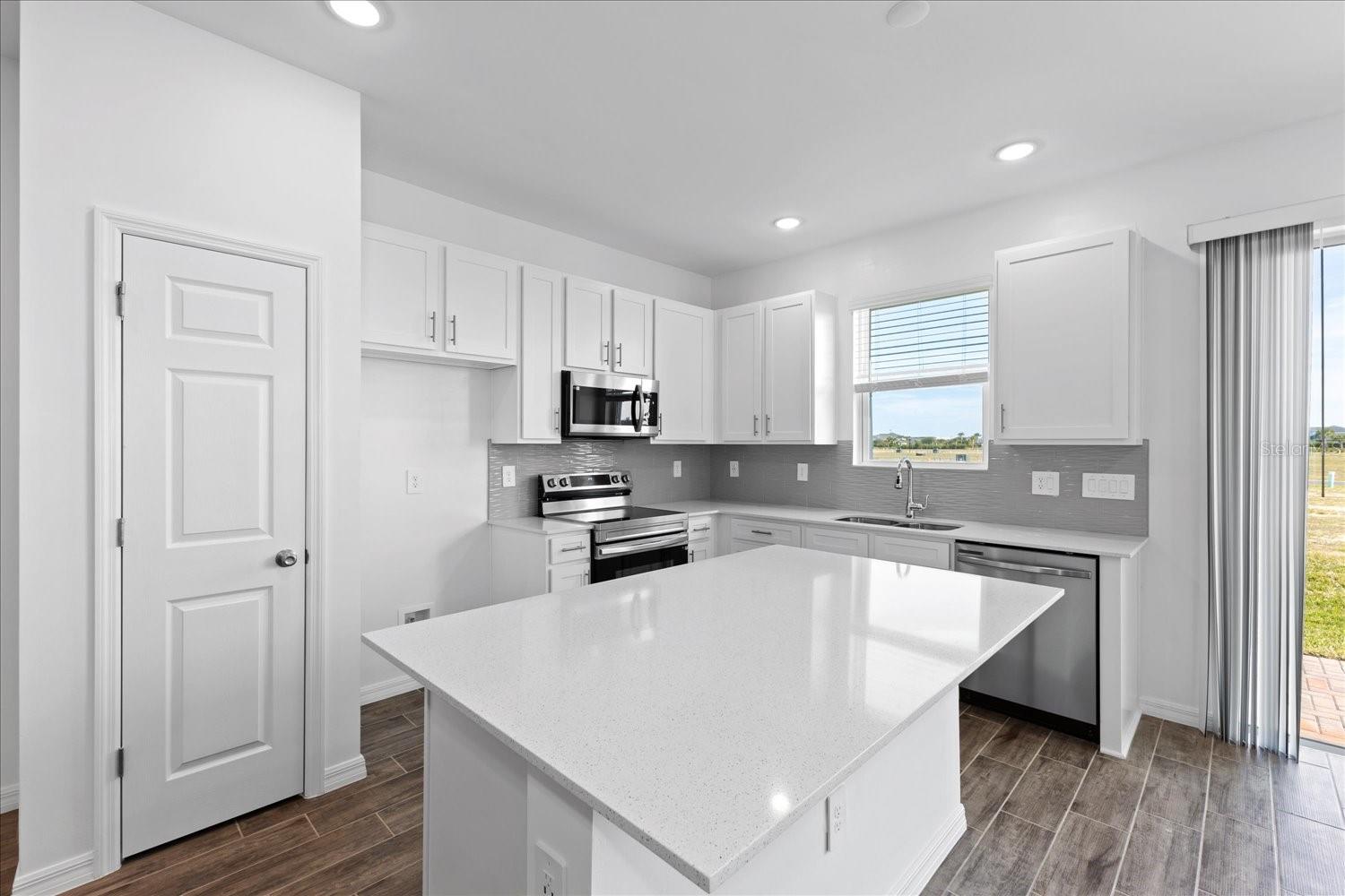 17343 PEREGRINE WAY, PUNTA GORDA, FL, 33982