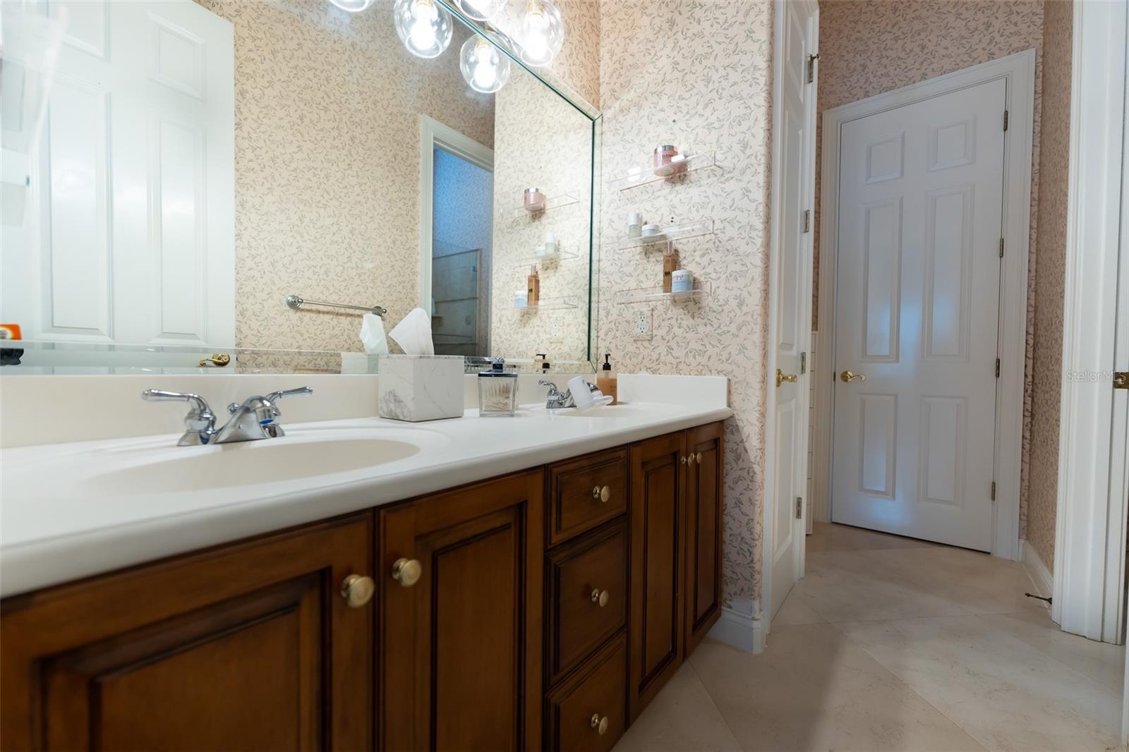 9210 SOUTHERN BREEZE DR, ORLANDO, FL, 32836
