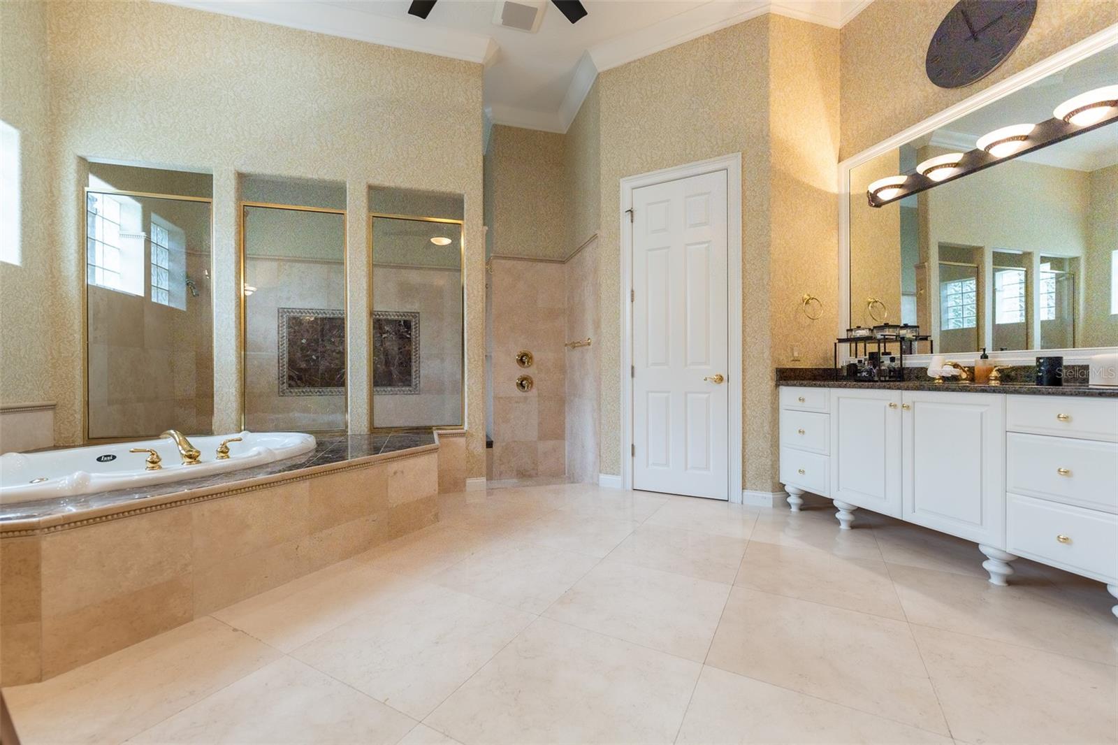 9210 SOUTHERN BREEZE DR, ORLANDO, FL, 32836