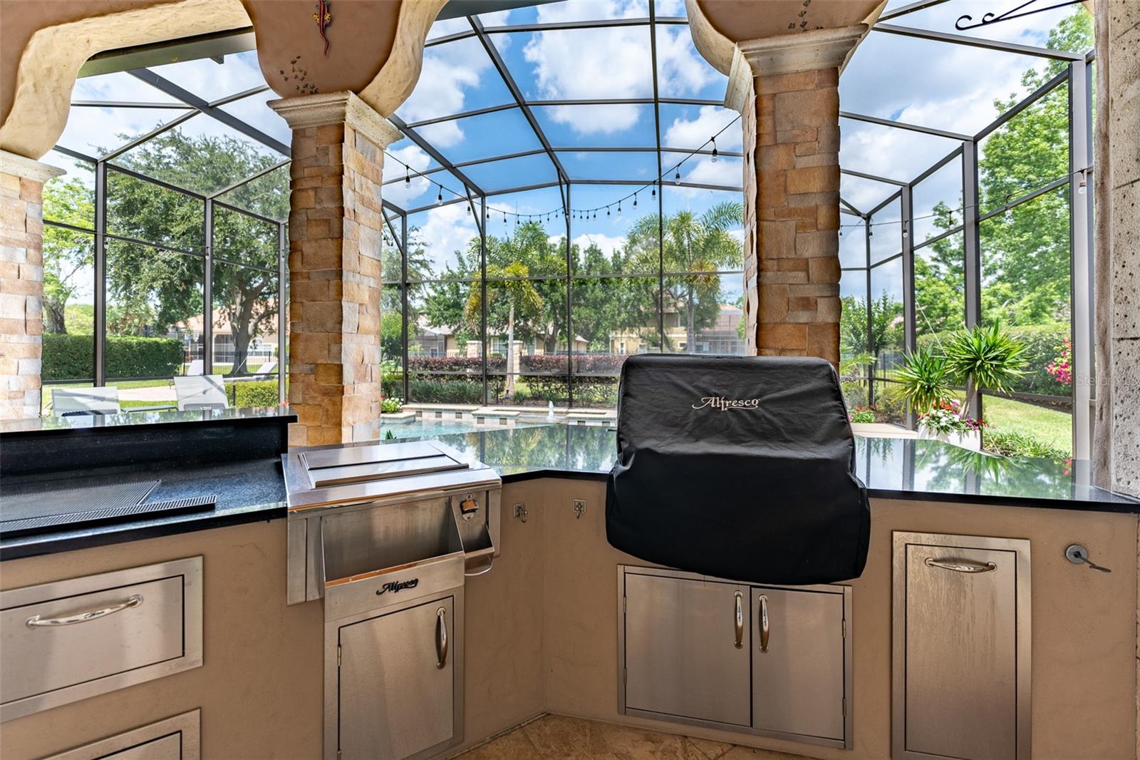 9210 SOUTHERN BREEZE DR, ORLANDO, FL, 32836