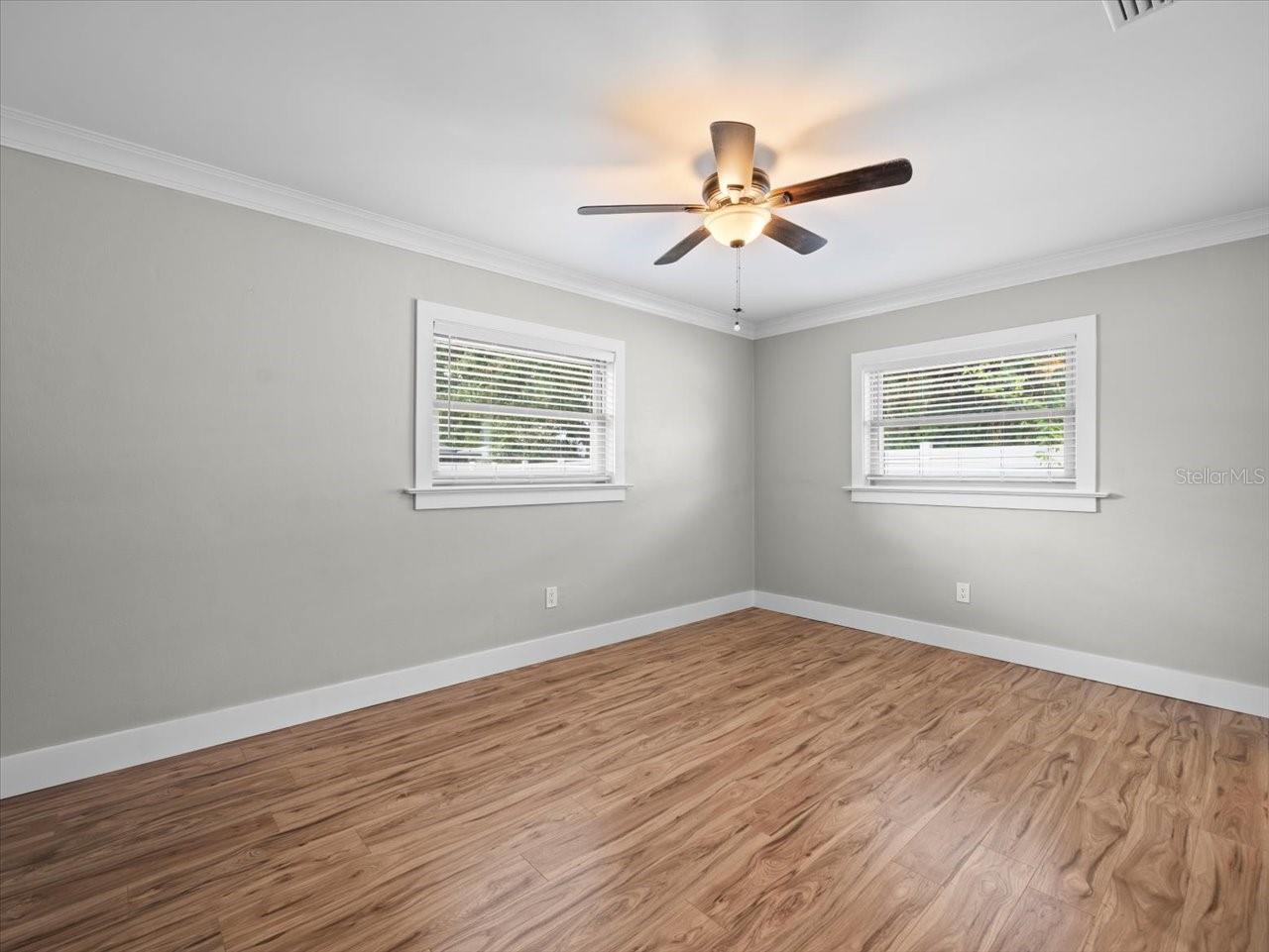 2347 EASTWOOD DR, CLEARWATER, FL, 33765