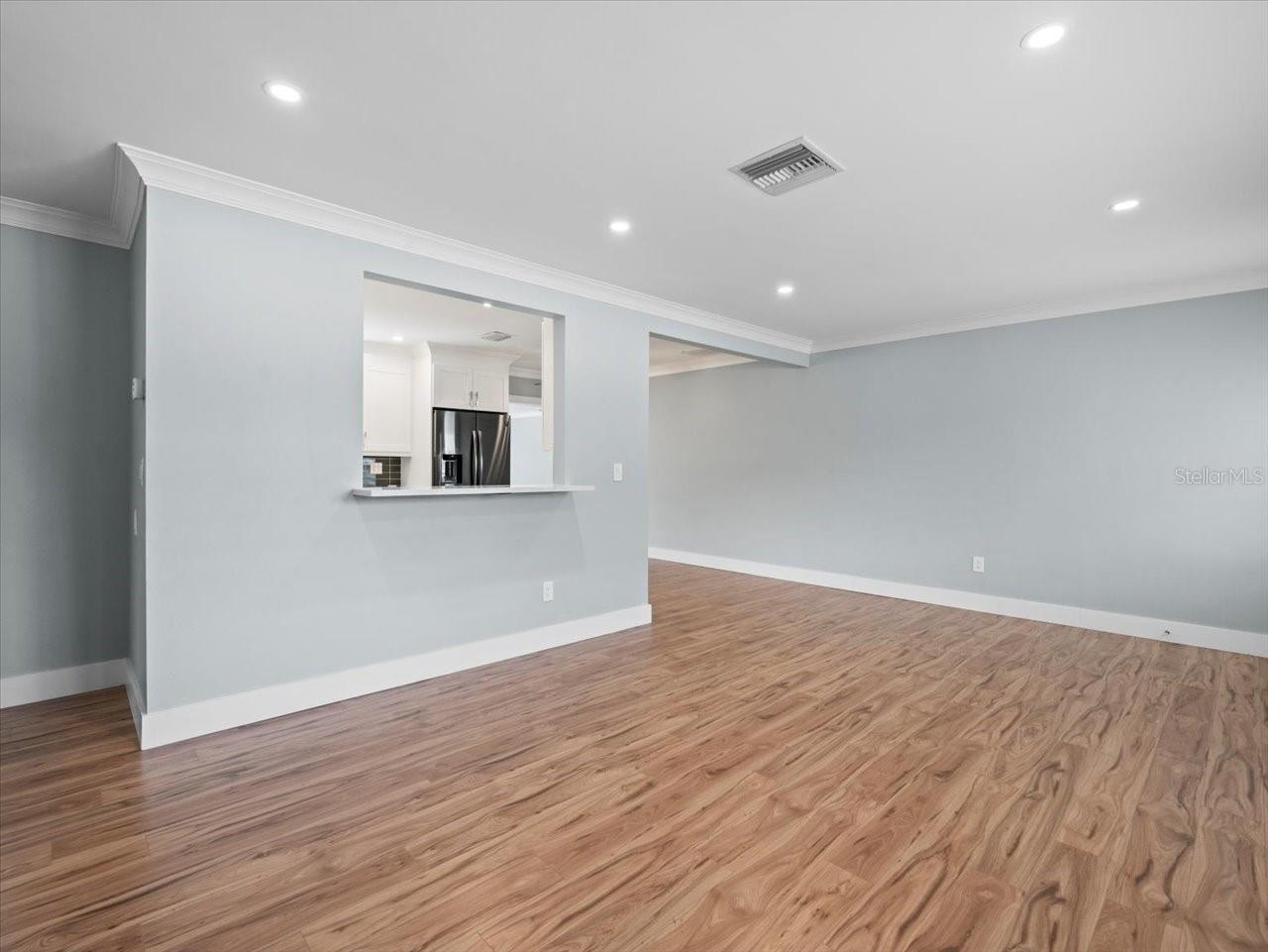 2347 EASTWOOD DR, CLEARWATER, FL, 33765