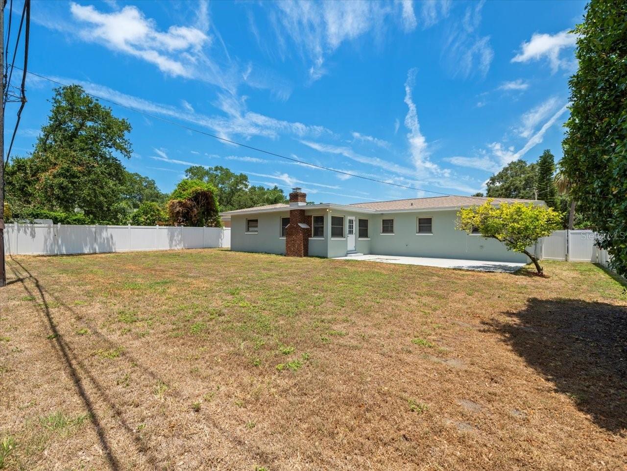 2347 EASTWOOD DR, CLEARWATER, FL, 33765