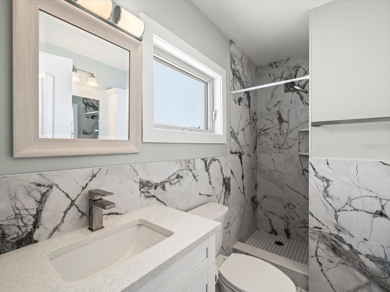 2347 EASTWOOD DR, CLEARWATER, FL, 33765