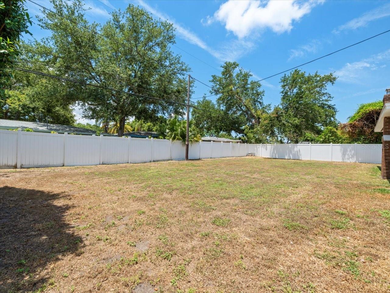 2347 EASTWOOD DR, CLEARWATER, FL, 33765