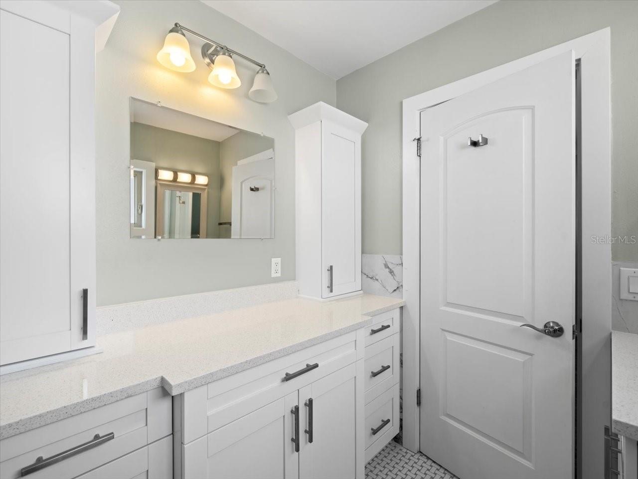 2347 EASTWOOD DR, CLEARWATER, FL, 33765