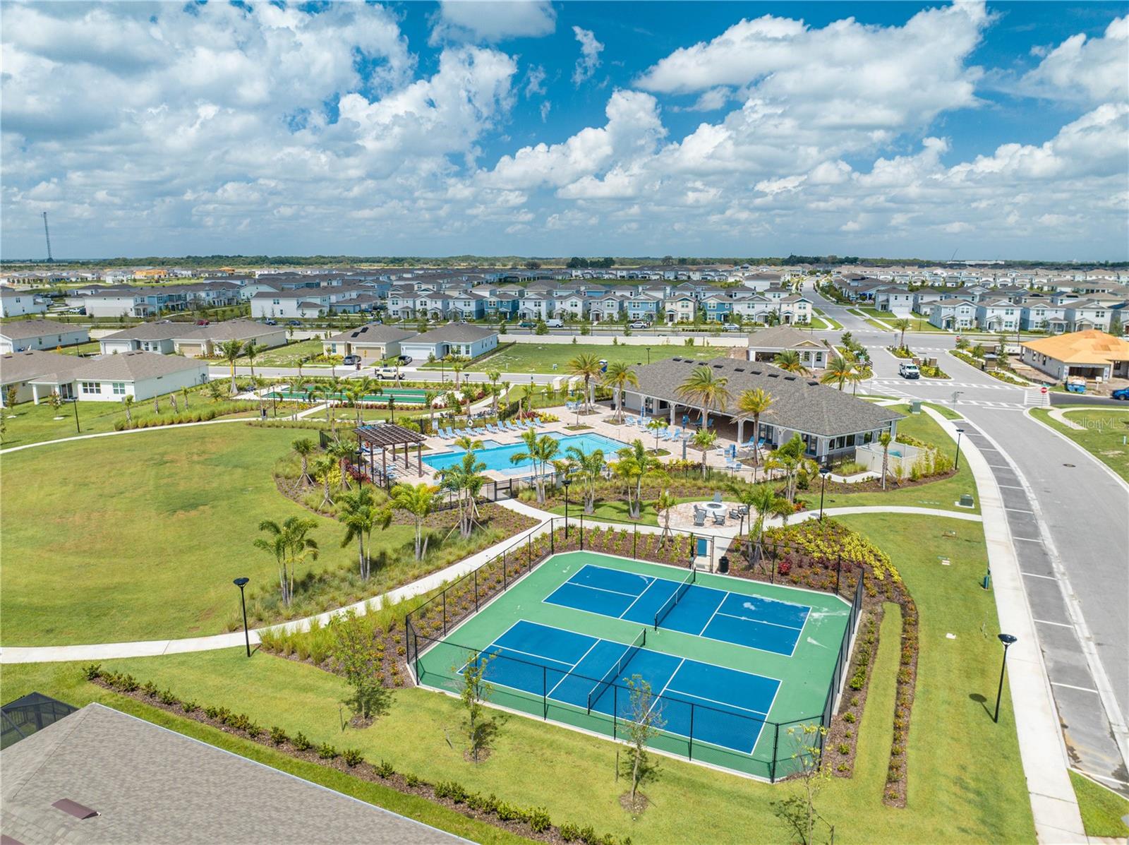 2012 SPRING SHOWER CIR, KISSIMMEE, FL, 34744