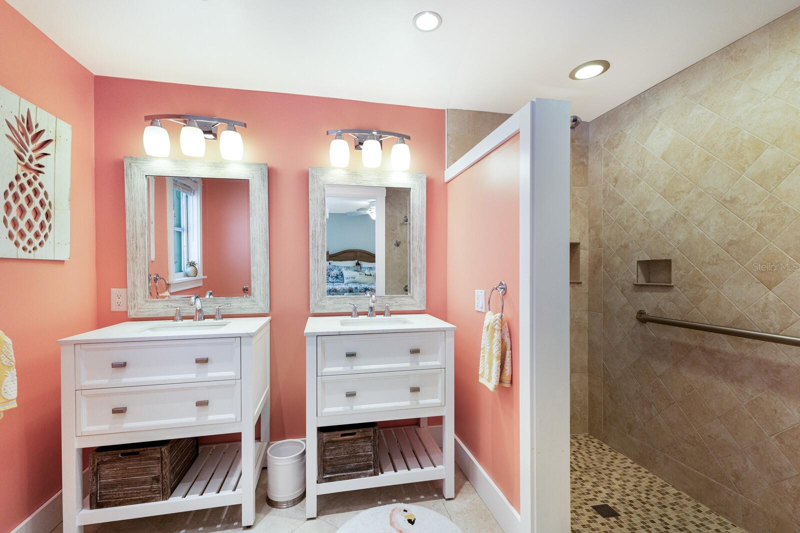 506 69TH ST, HOLMES BEACH, FL, 34217