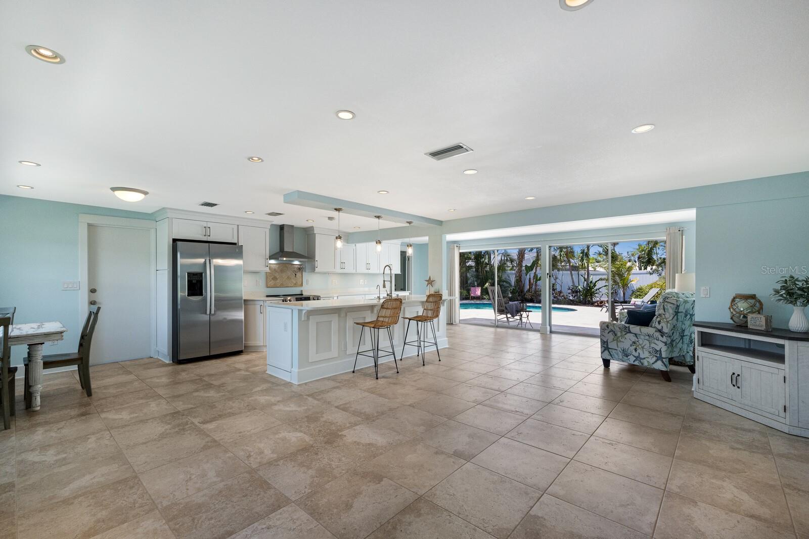 506 69TH ST, HOLMES BEACH, FL, 34217