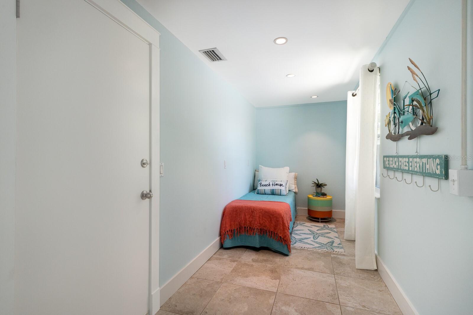 506 69TH ST, HOLMES BEACH, FL, 34217