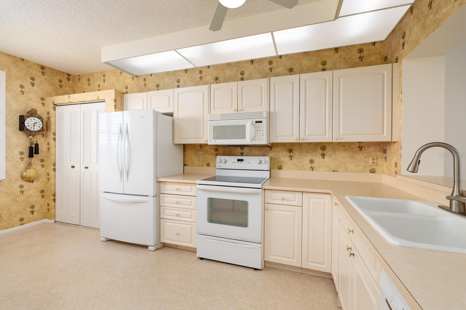 7979 SAILBOAT KEY BLVD S #506, SOUTH PASADENA, FL, 33707