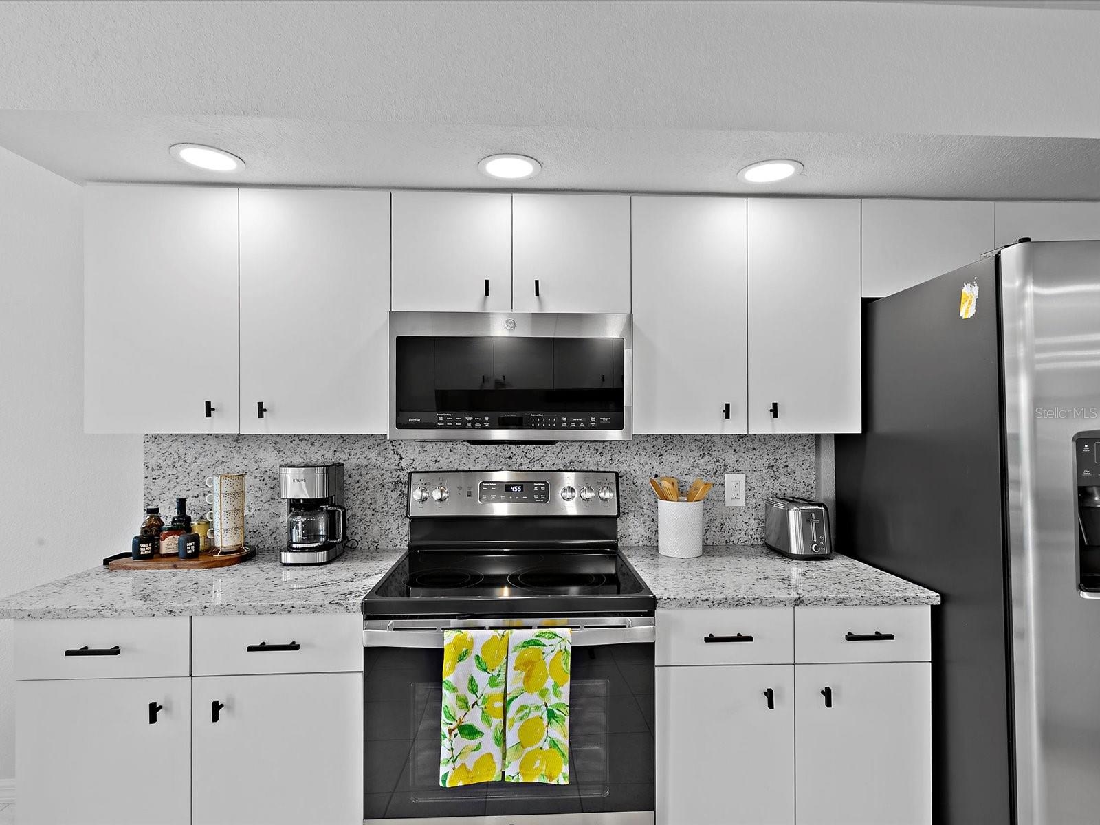 39 LONG MEADOW CT, ROTONDA WEST, FL, 33947