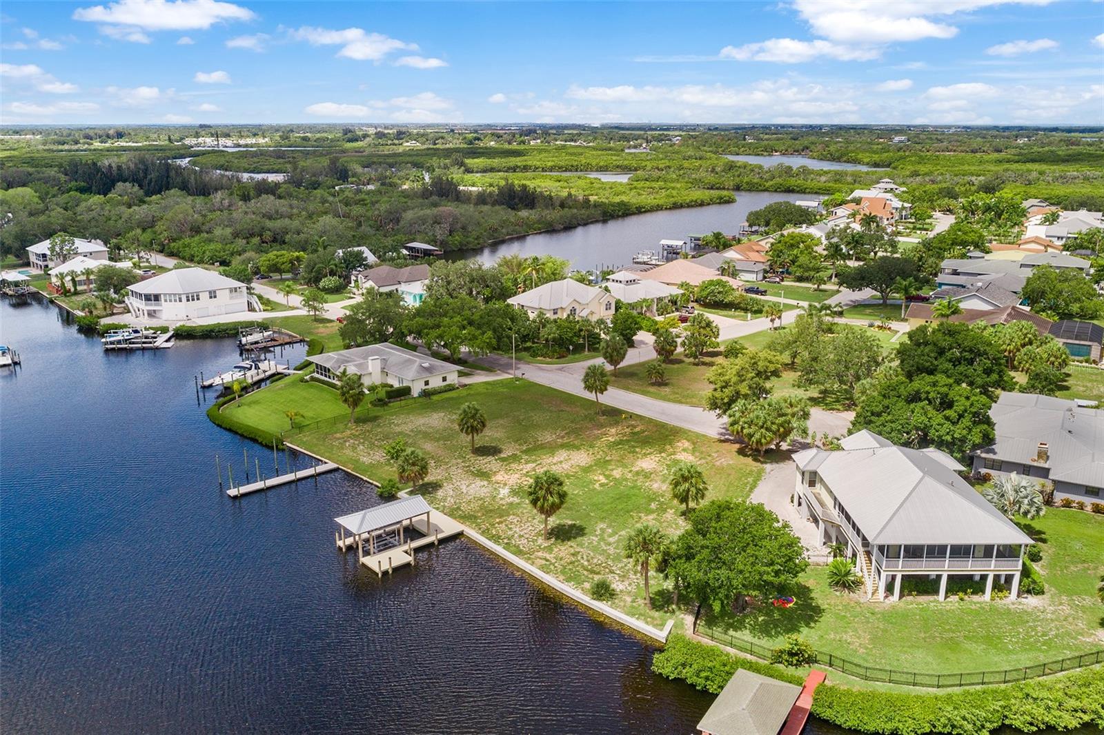 304 14TH ST SW, RUSKIN, FL, 33570