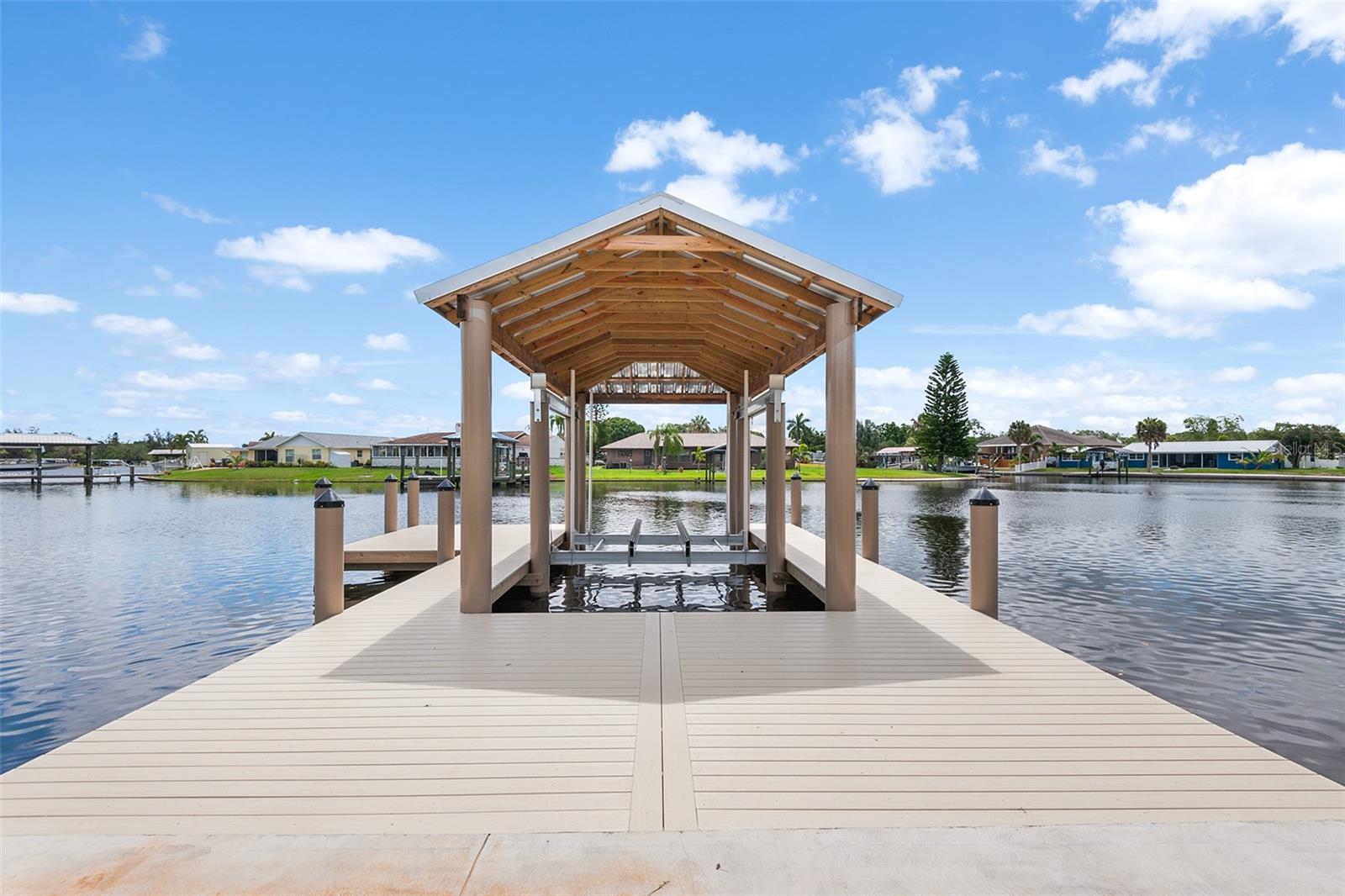 304 14TH ST SW, RUSKIN, FL, 33570