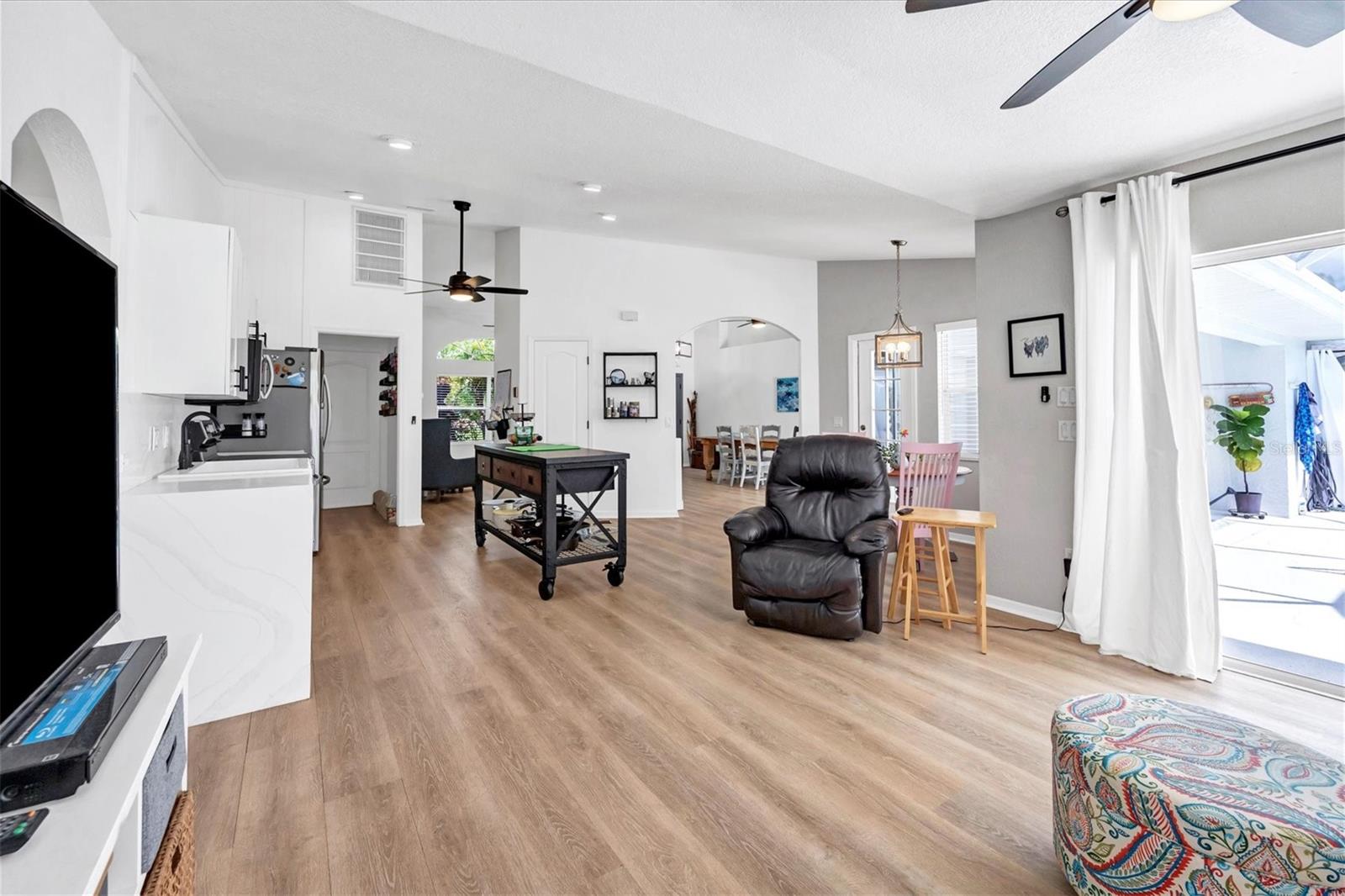 22098 BINGHAM AVE, PORT CHARLOTTE, FL, 33954