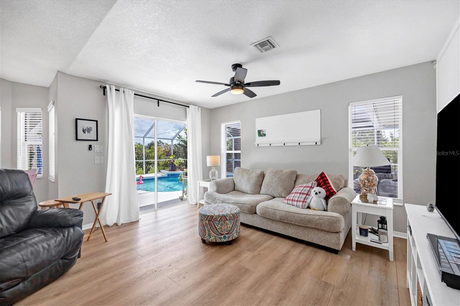 22098 BINGHAM AVE, PORT CHARLOTTE, FL, 33954