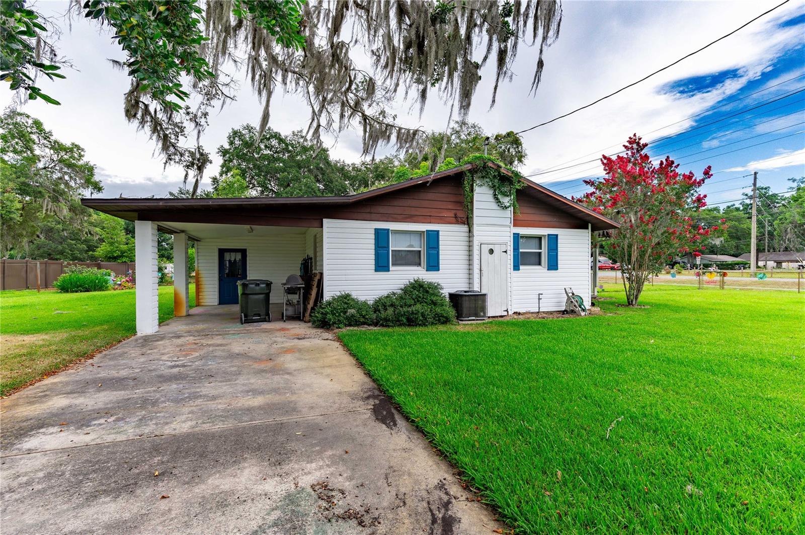 132 E BELT AVE, BUSHNELL, FL, 33513